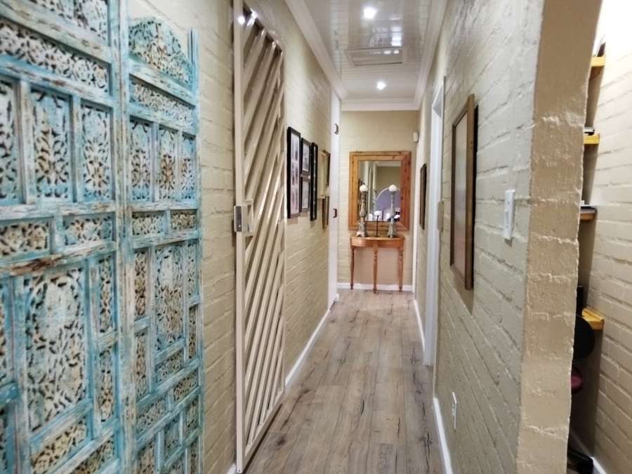 3 Bedroom Property for Sale in Vredenburg Western Cape